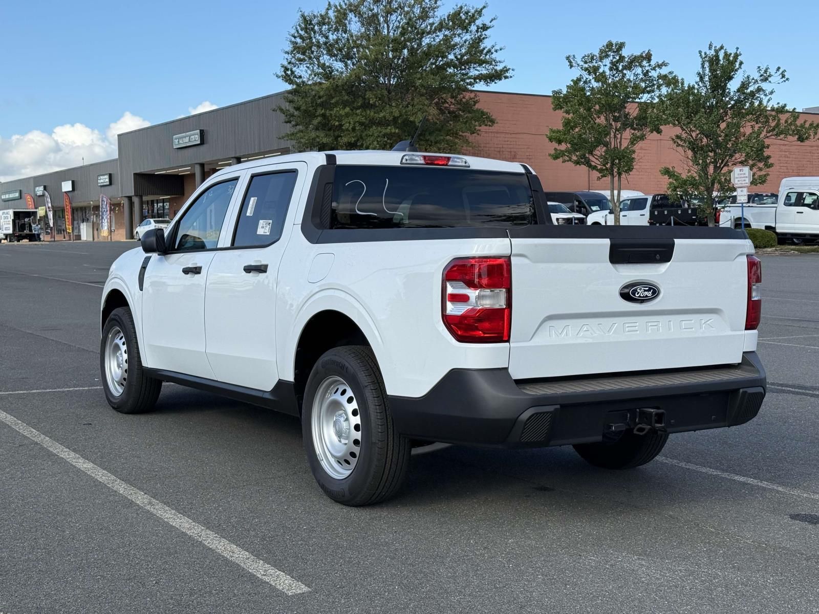 2025 Ford Maverick XL photo 4
