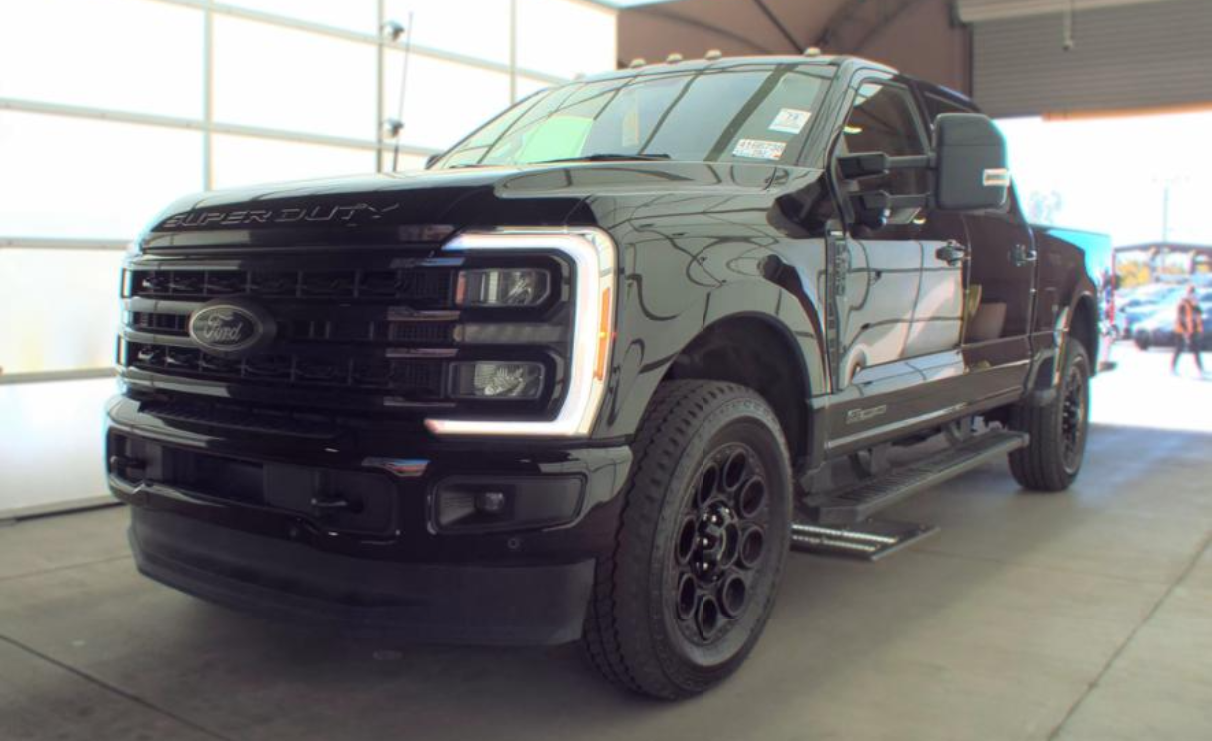 Used 2023 Ford F-250 Lariat Truck