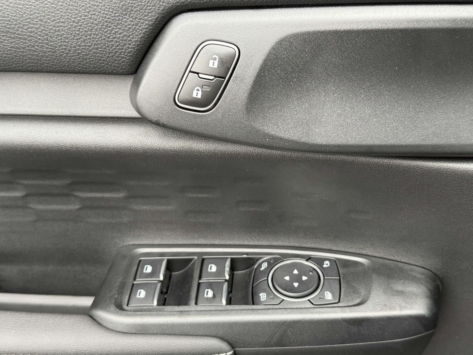 2025 Ford Ranger XLT - Photo 18