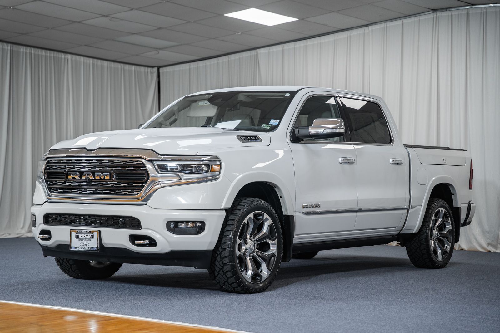 2022 Ram 1500 Limited photo 3