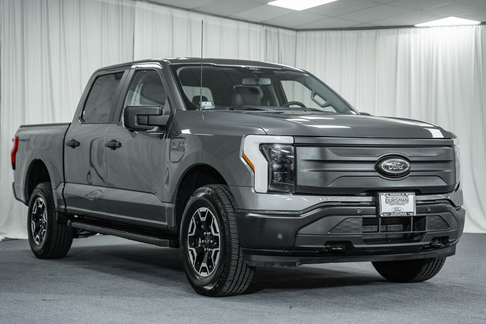 2022 Ford F-150 Lightning Pro's photo