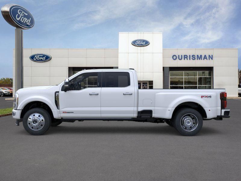 2026 Ford F-450 Platinum photo 4