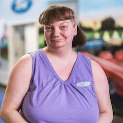 Staff member Liz Jones from ID_7c8437707700