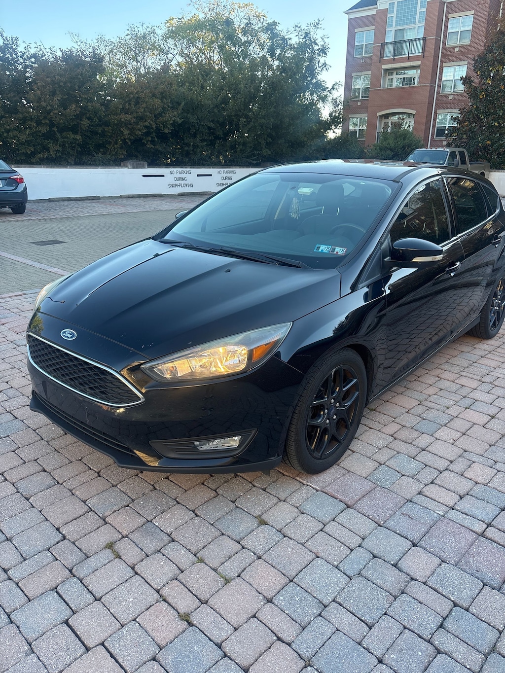 Used 2016 Ford Focus SE Hatchback