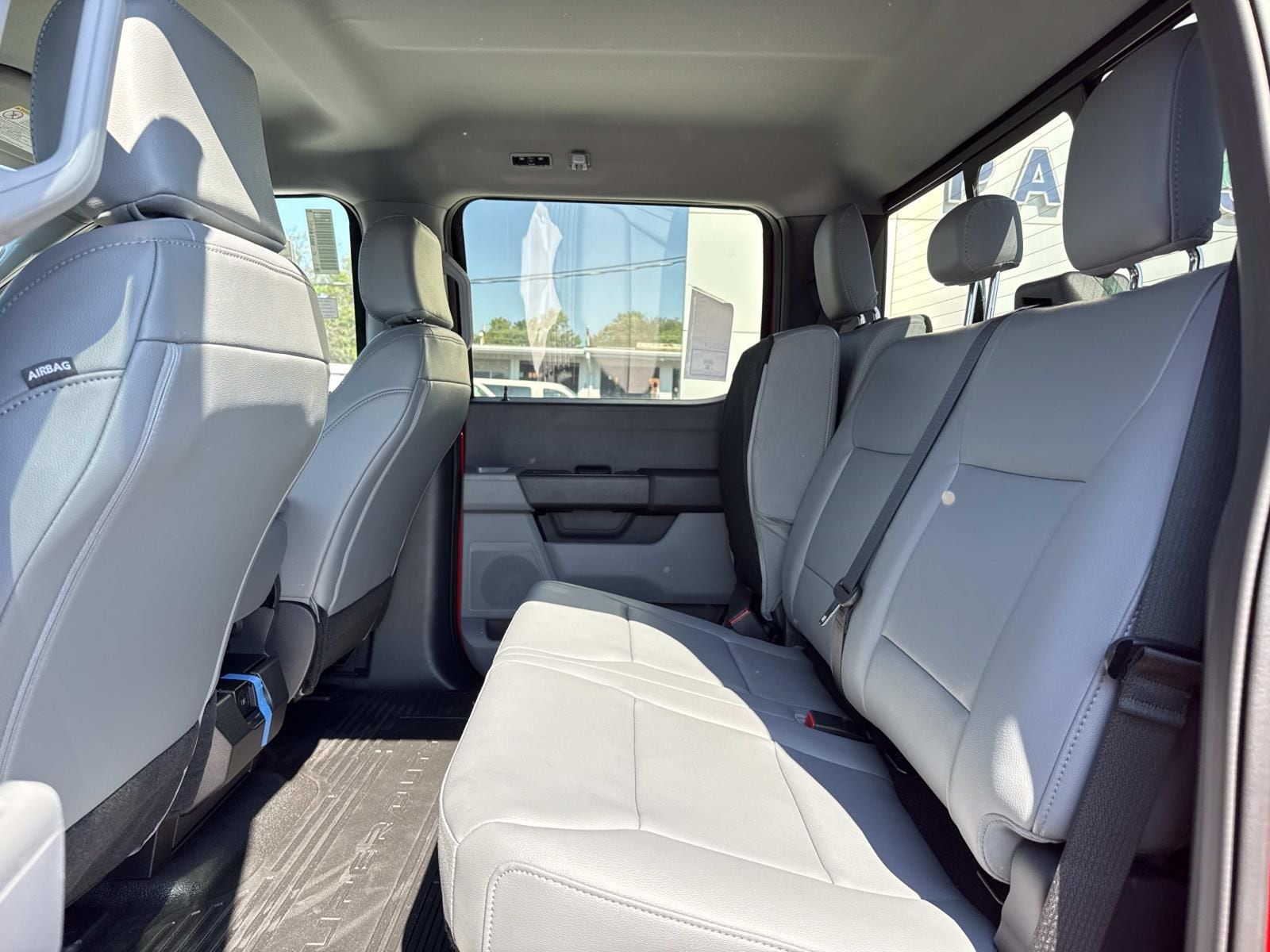 2026 Ford F-350 Super Duty XL - Photo 11