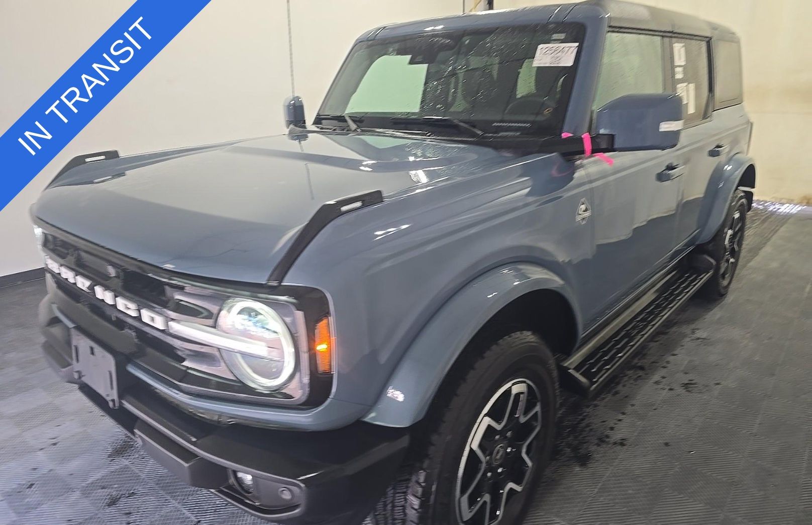 2025 Ford Bronco Outer Banks 4WD 4-door's photo