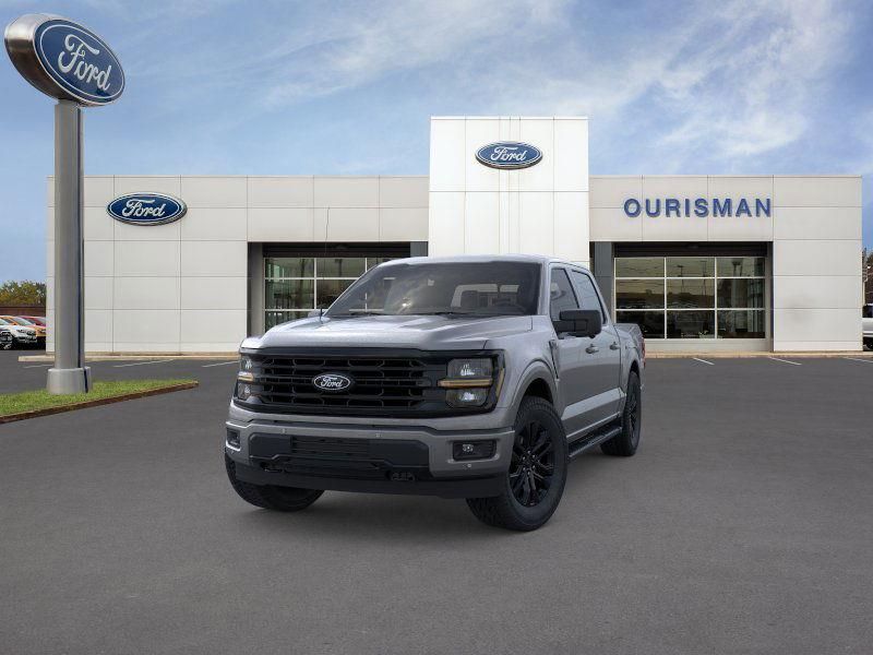 2025 Ford F-150 XLT photo 3