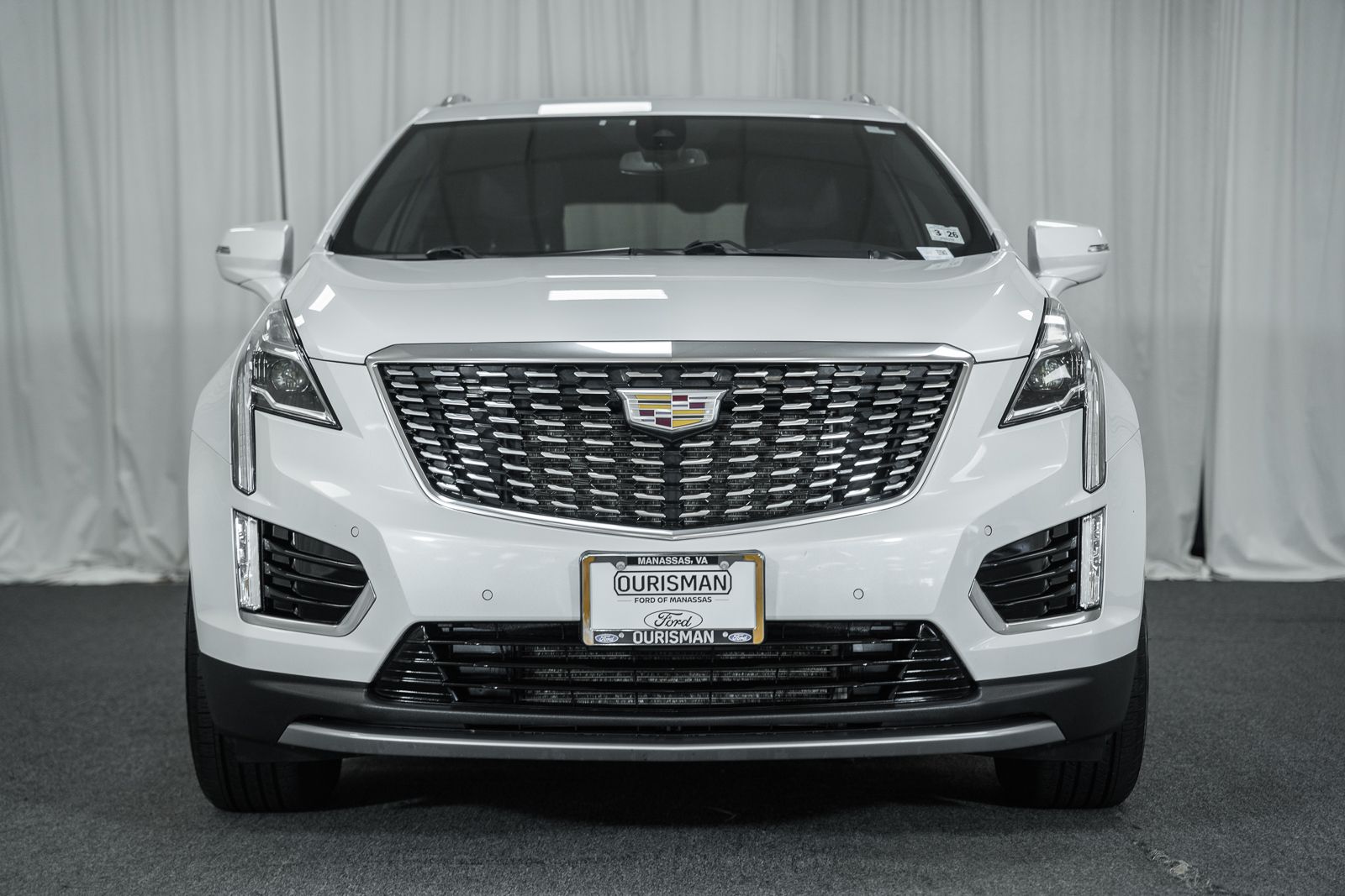 2021 Cadillac XT5 Premium Luxury photo 2