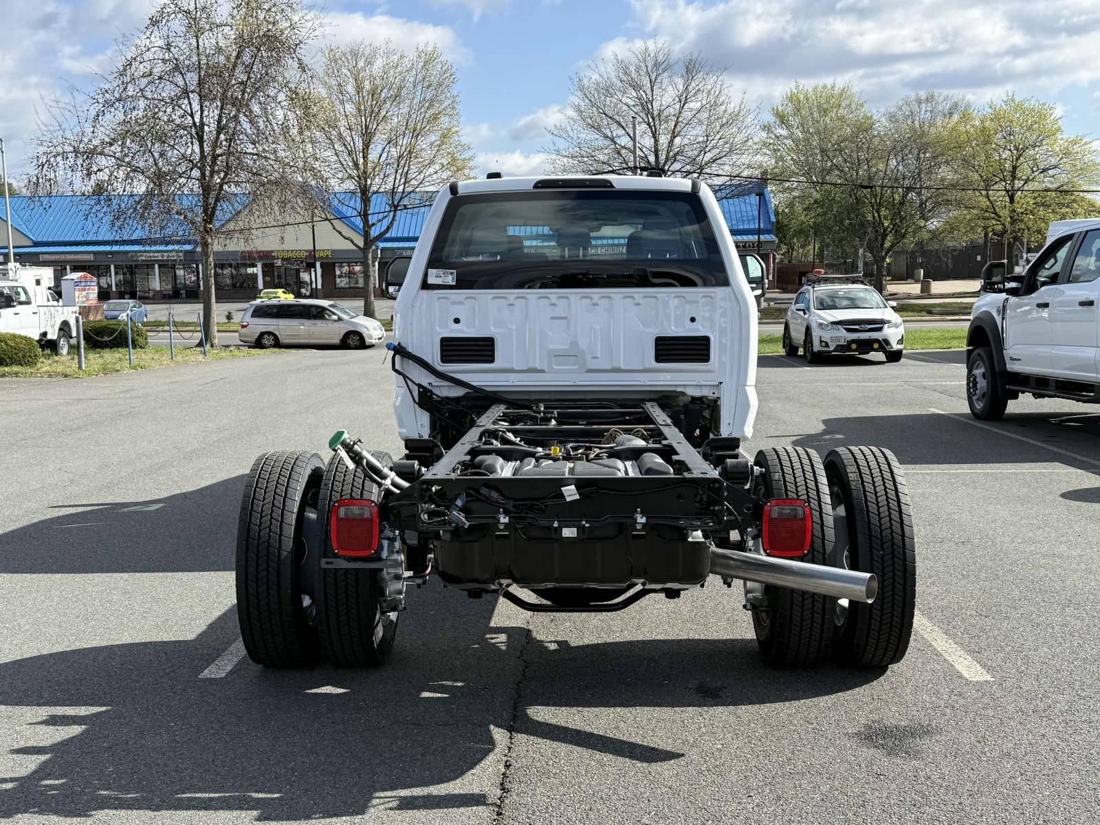 2025 Ford F-550 XL photo 3