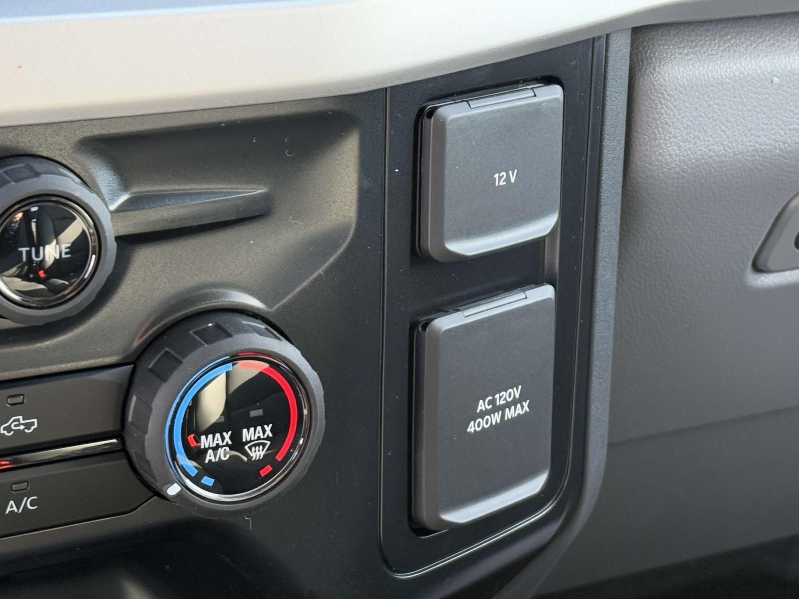 2025 Ford F-550 Super Duty Chassis Cab XL - Photo 15