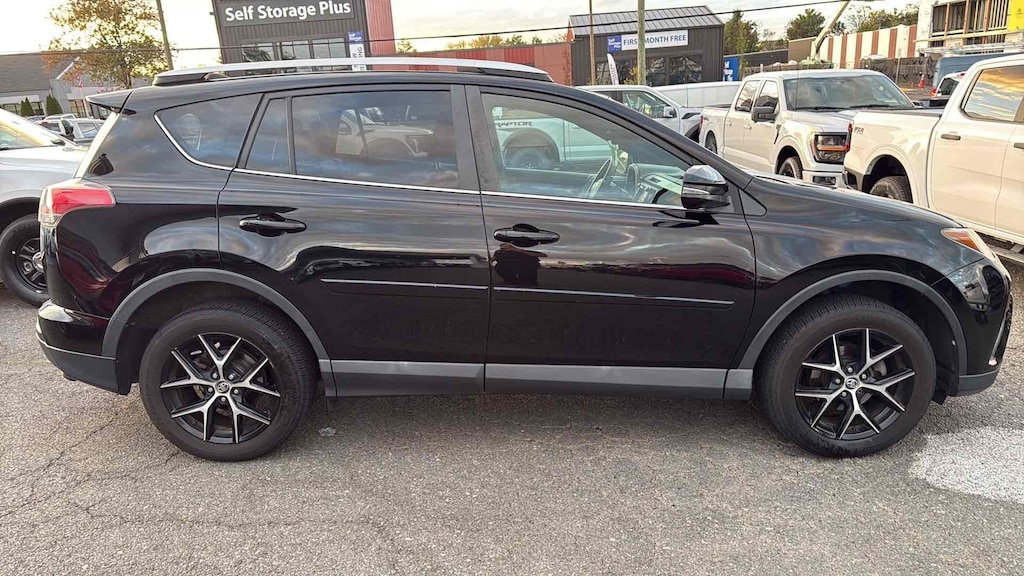 Used 2016 Toyota RAV4 SE SUV