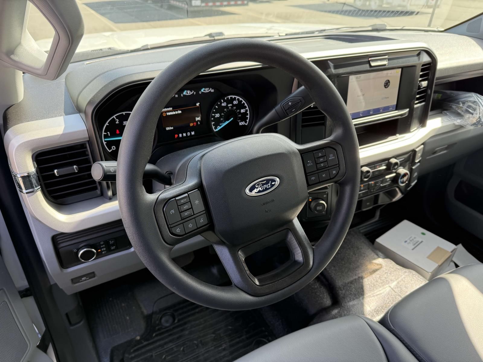 2025 Ford F-550 Super Duty Chassis Cab XL - Photo 12