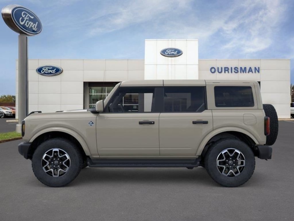New 2026 Ford Bronco Outer Banks SUV
