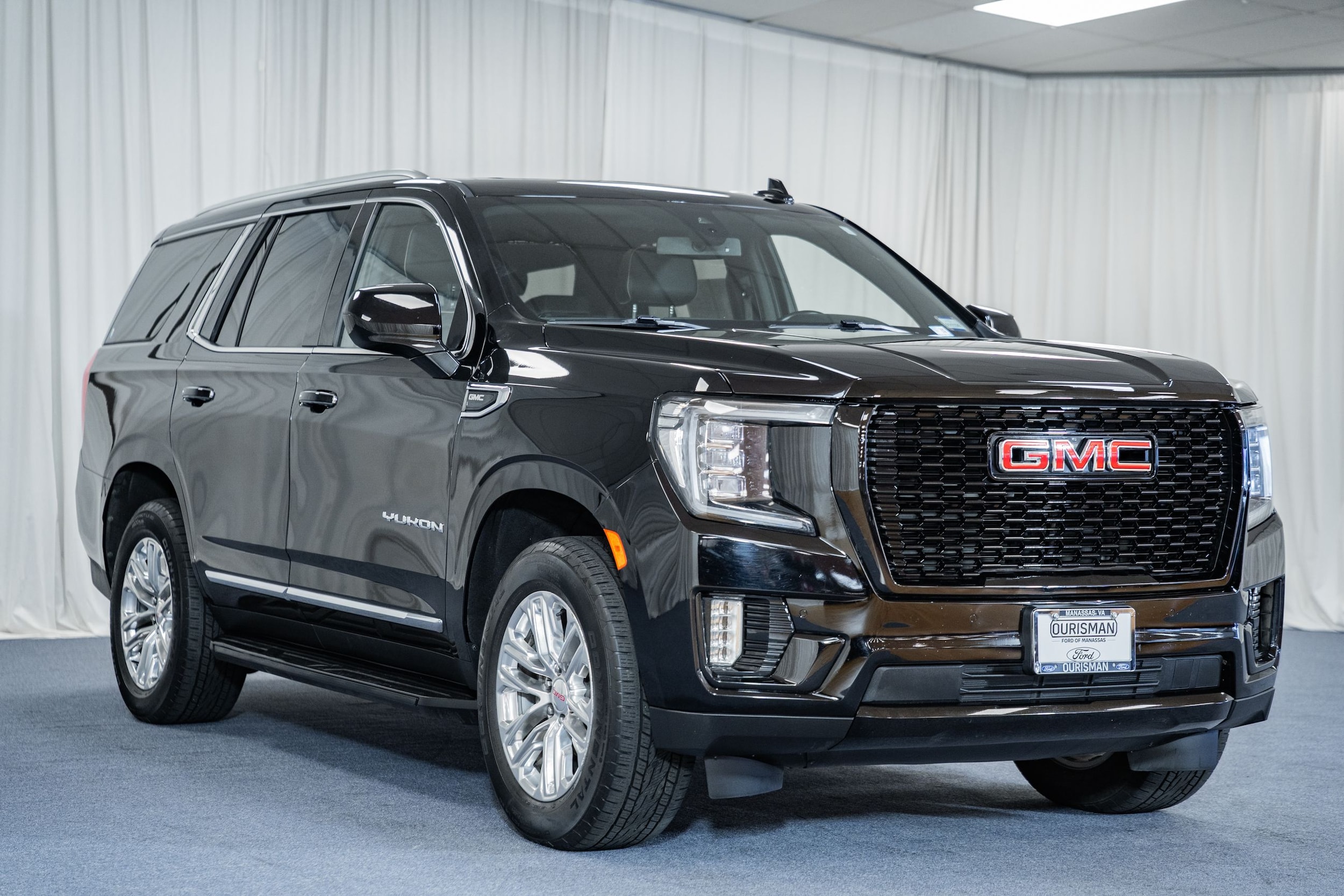 2021 GMC Yukon SLT's photo