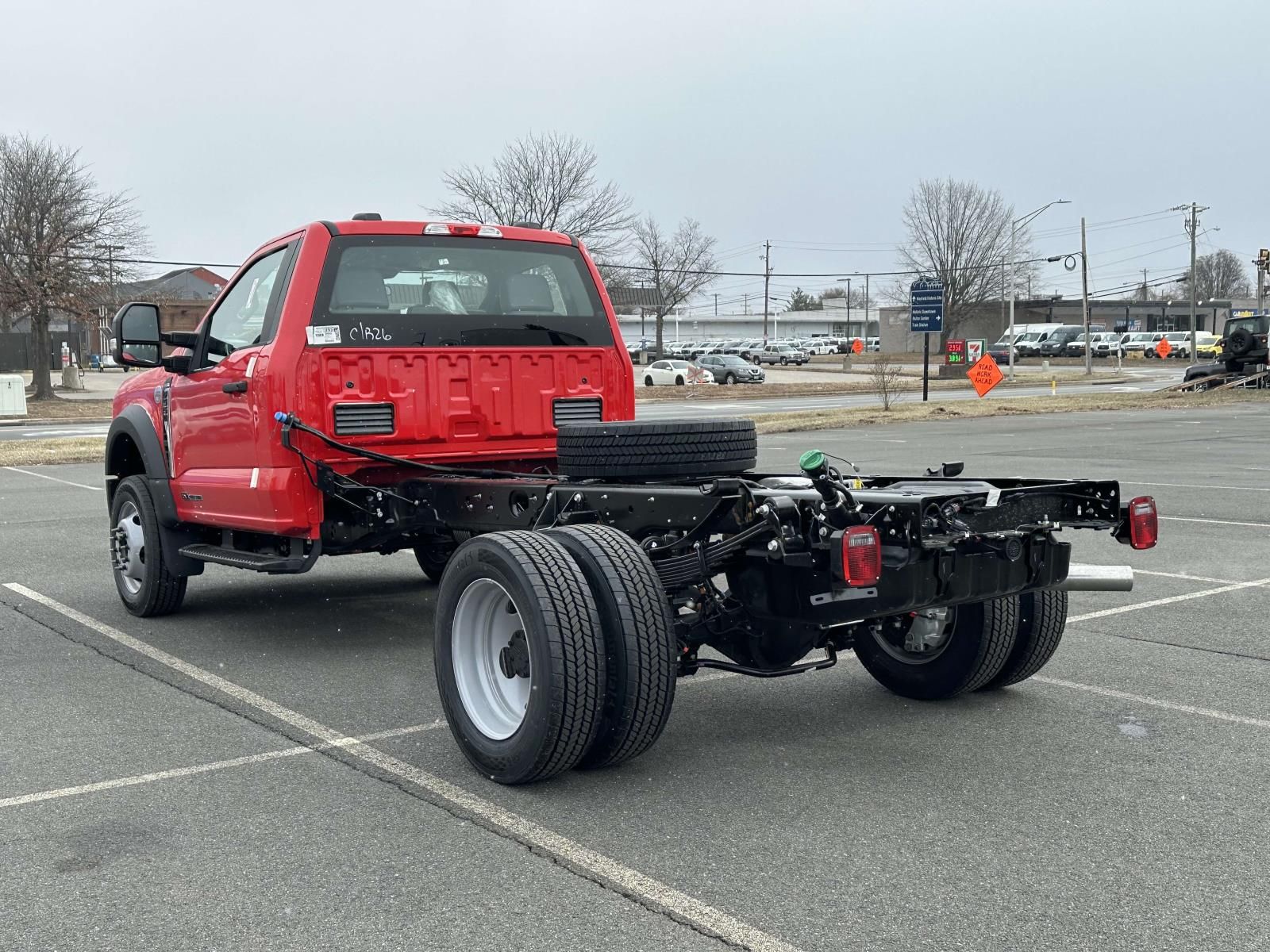 2025 Ford F-550 XL photo 4