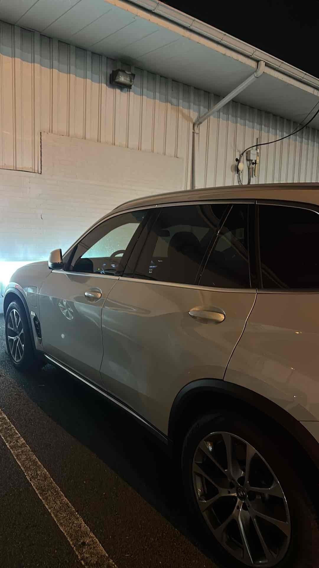 2024 Bmw X5 xDrive50e photo 2