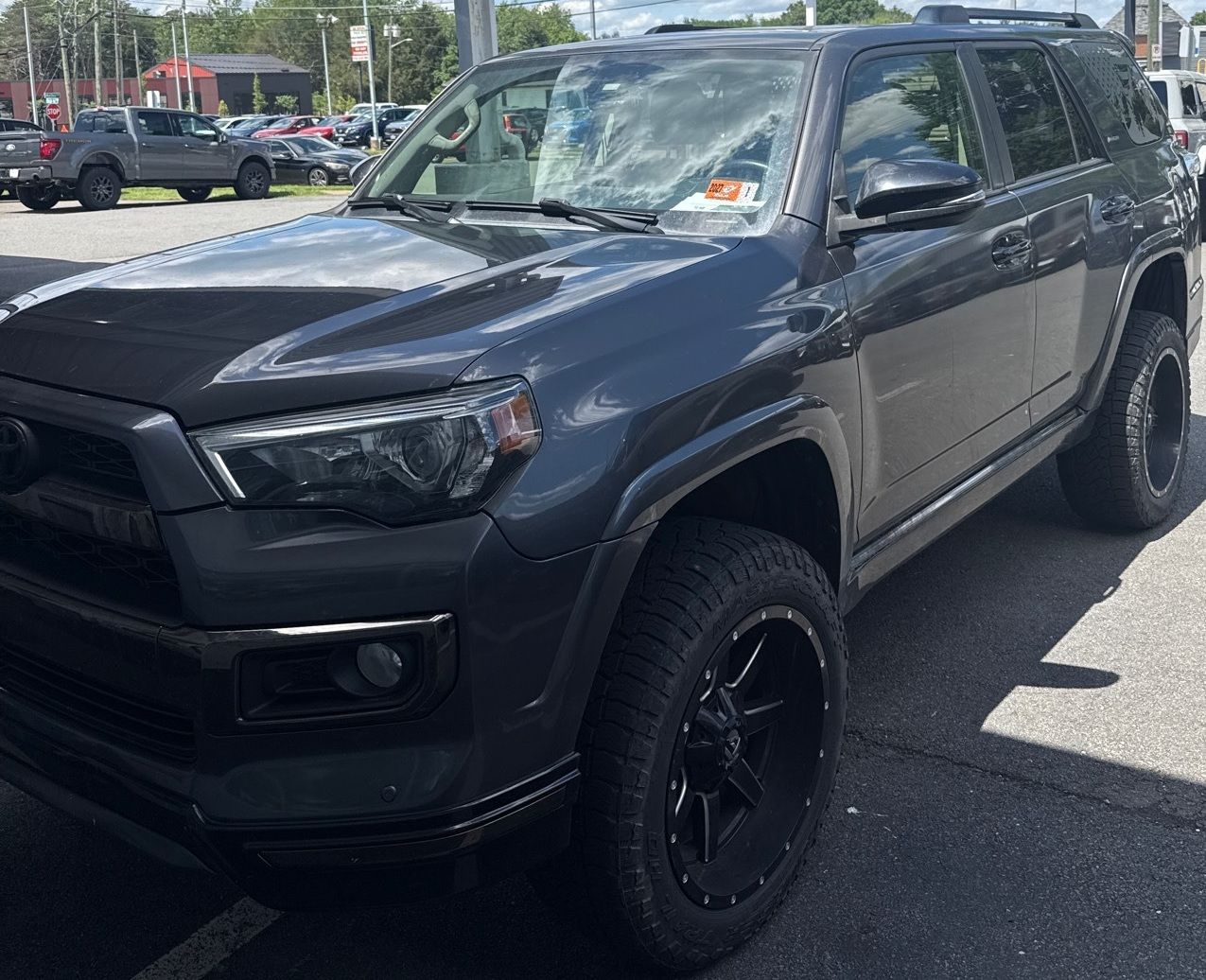 2019 Toyota 4Runner Night Shade 4x4 V6's photo