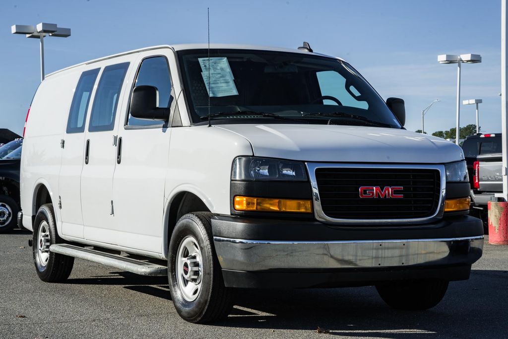 2024 GMC Savana Cargo Work Van's photo