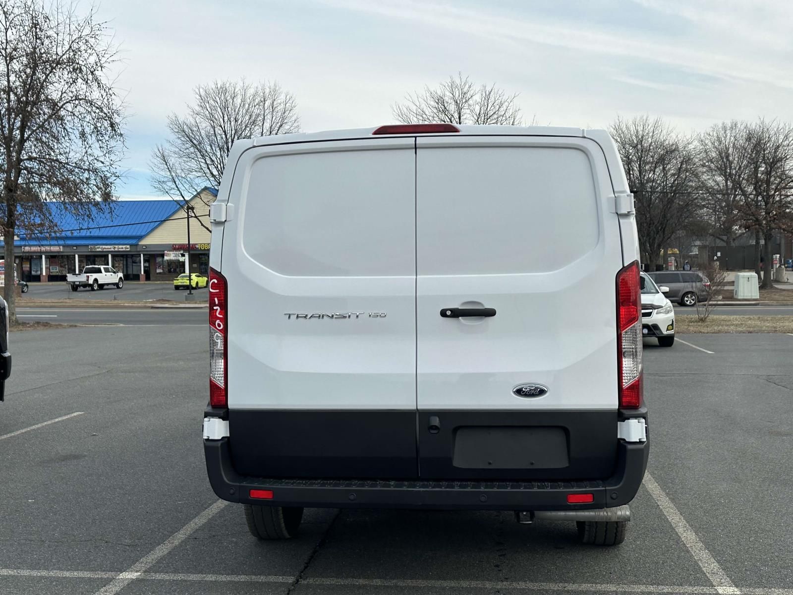 2025 Ford Transit photo 3