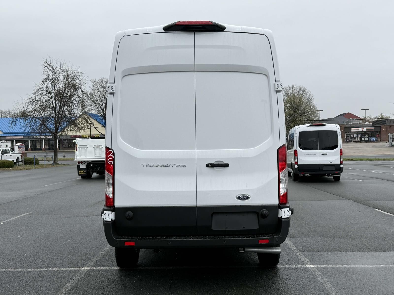 2025 Ford Transit photo 3
