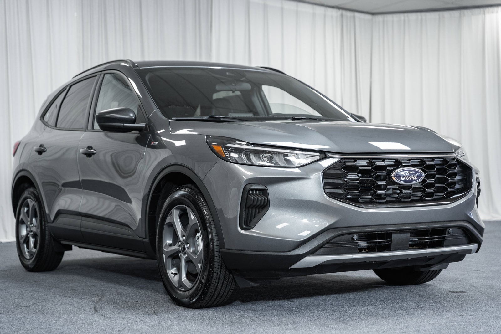2025 Ford Escape Hybrid