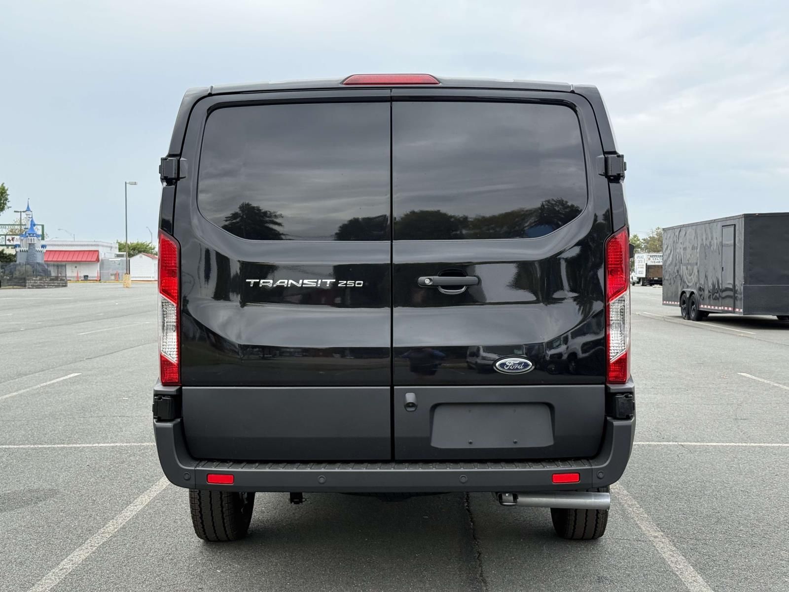 2025 Ford Transit photo 2