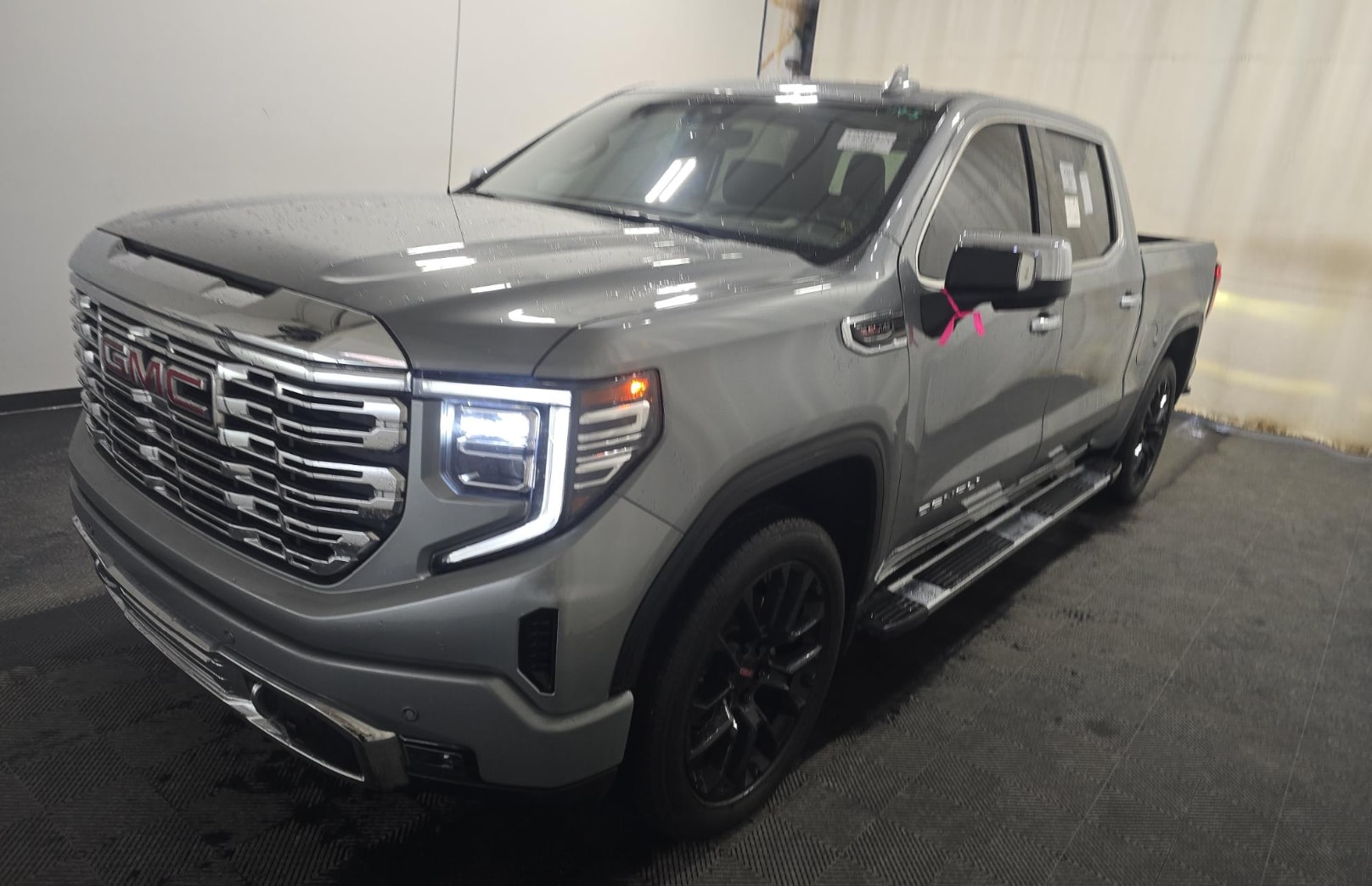 2024 GMC Sierra 1500 Denali's photo