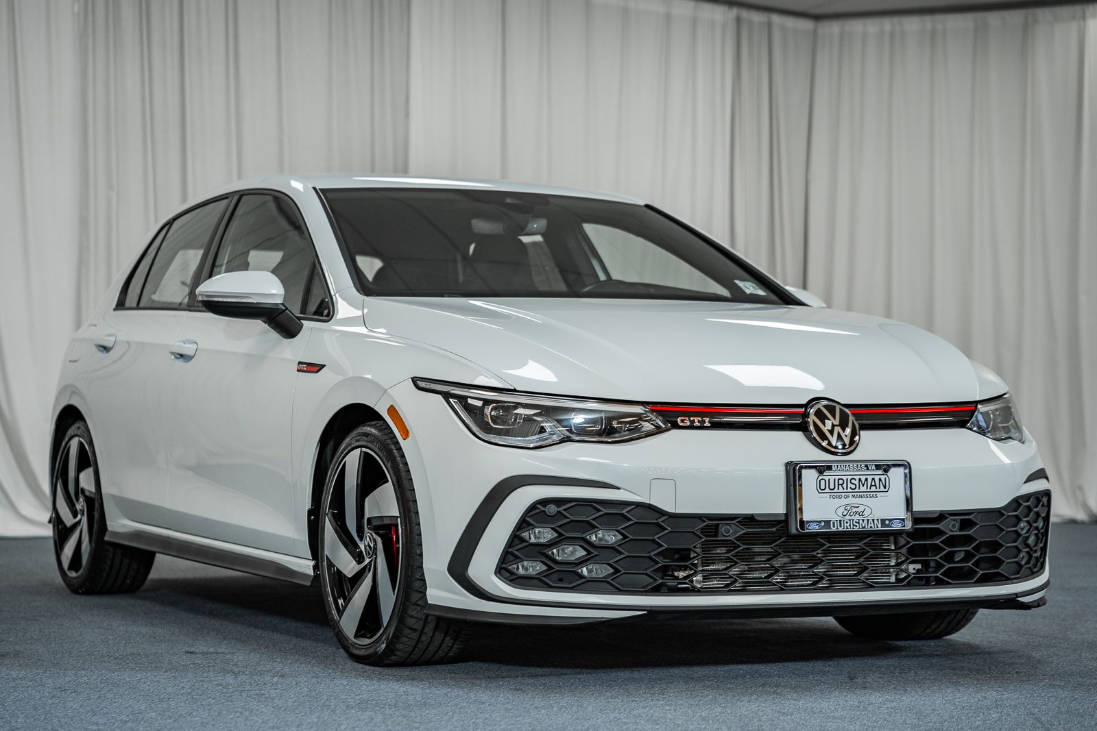 2024 Volkswagen Golf GTI S's photo