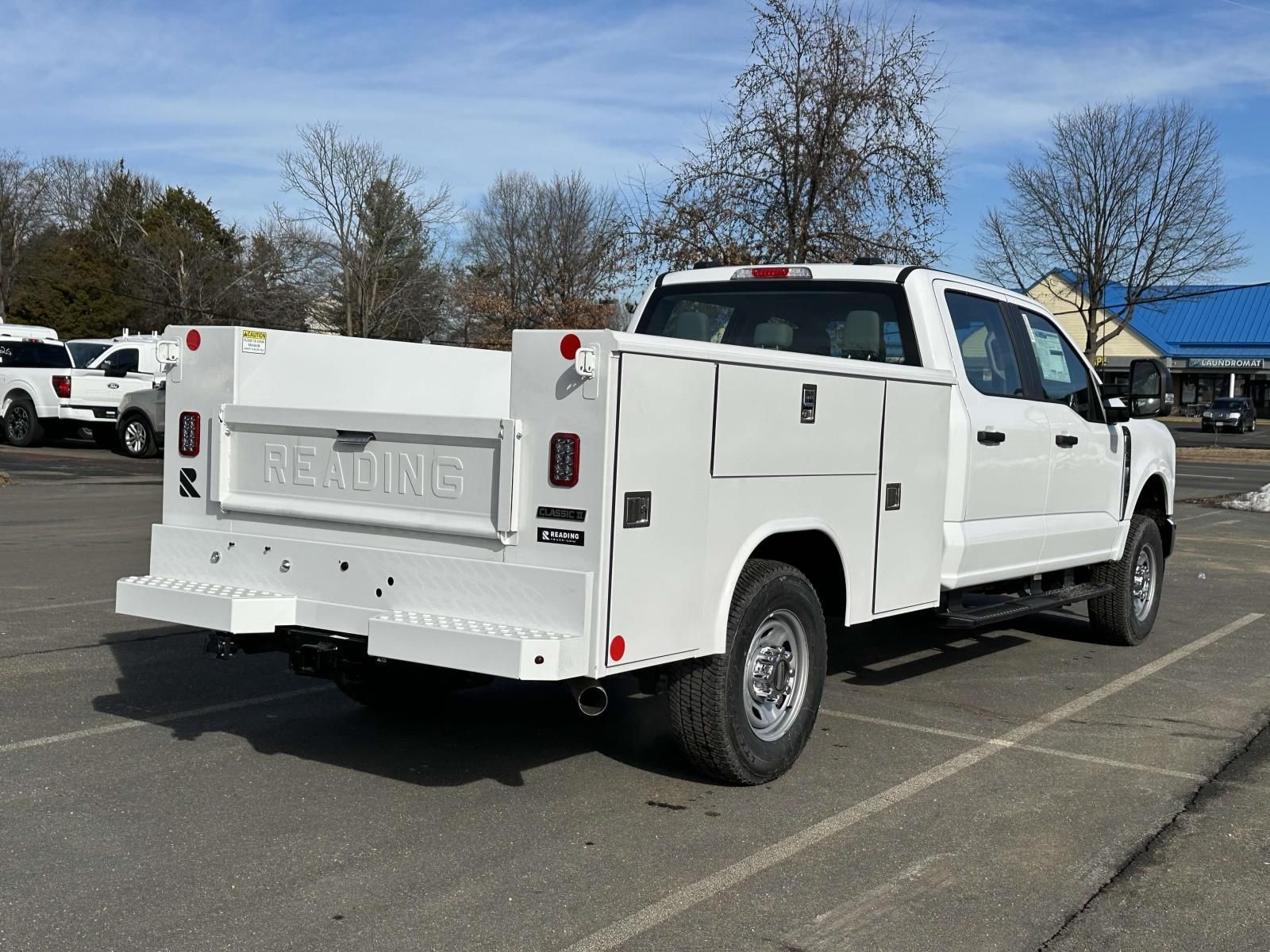 2025 Ford F-250 XL photo 2