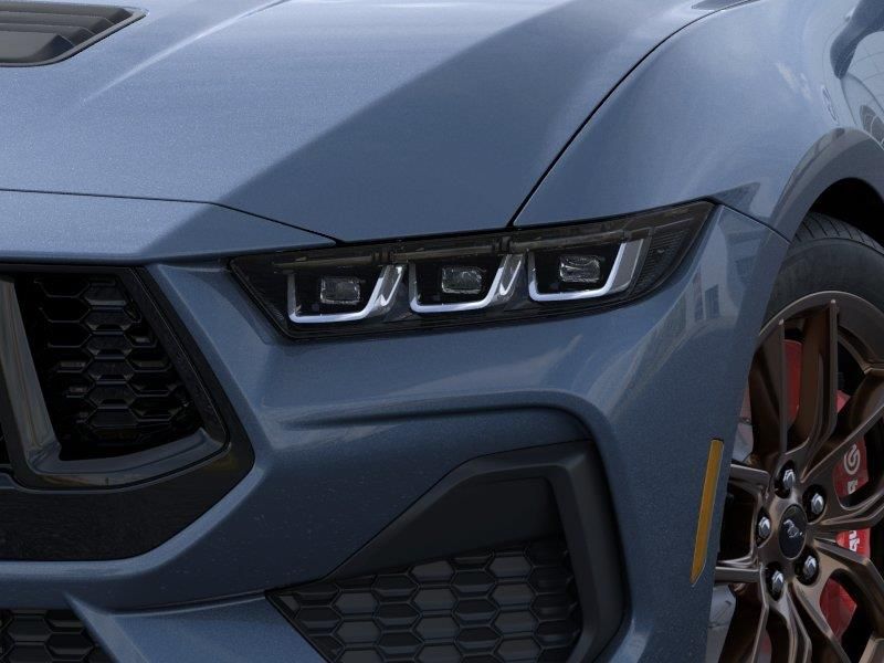 2025 Ford Mustang GT Premium Convertible - Photo 18