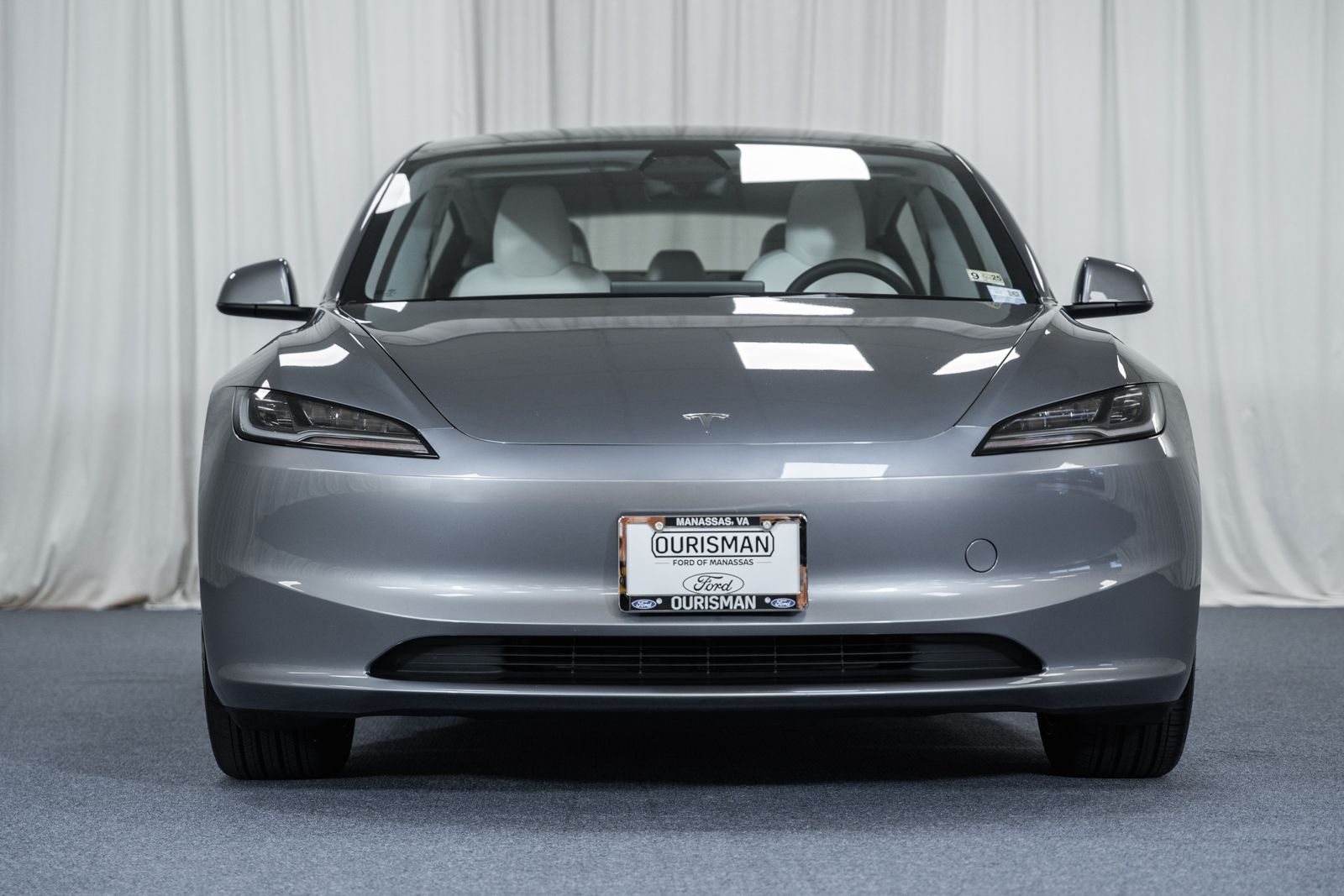 2024 Tesla Model 3 photo 2