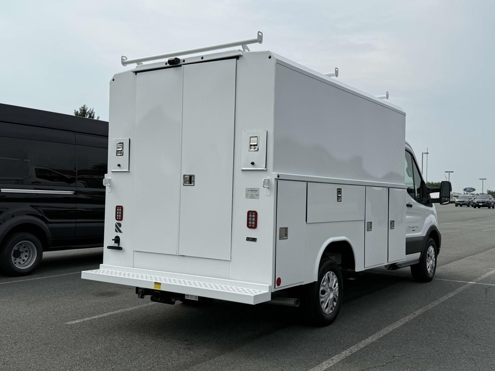 2025 Ford Transit Cutaway Base