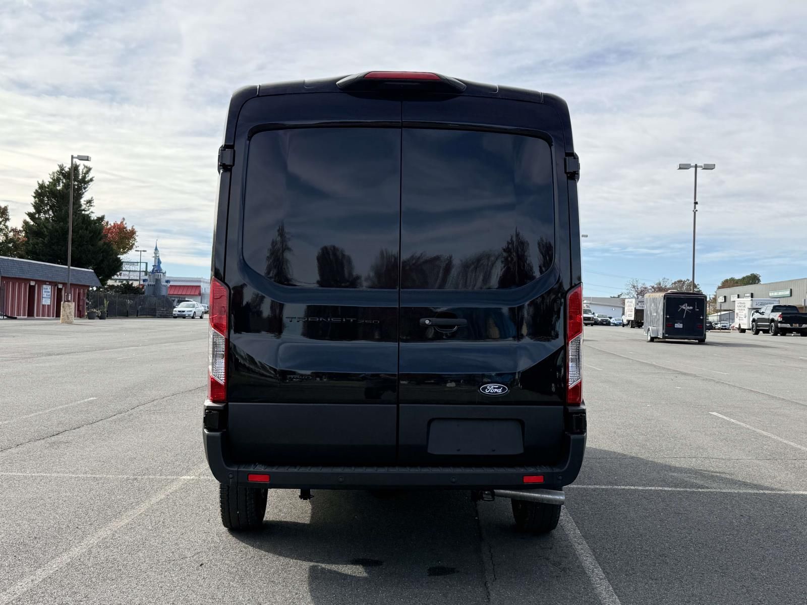 2026 Ford Transit photo 3