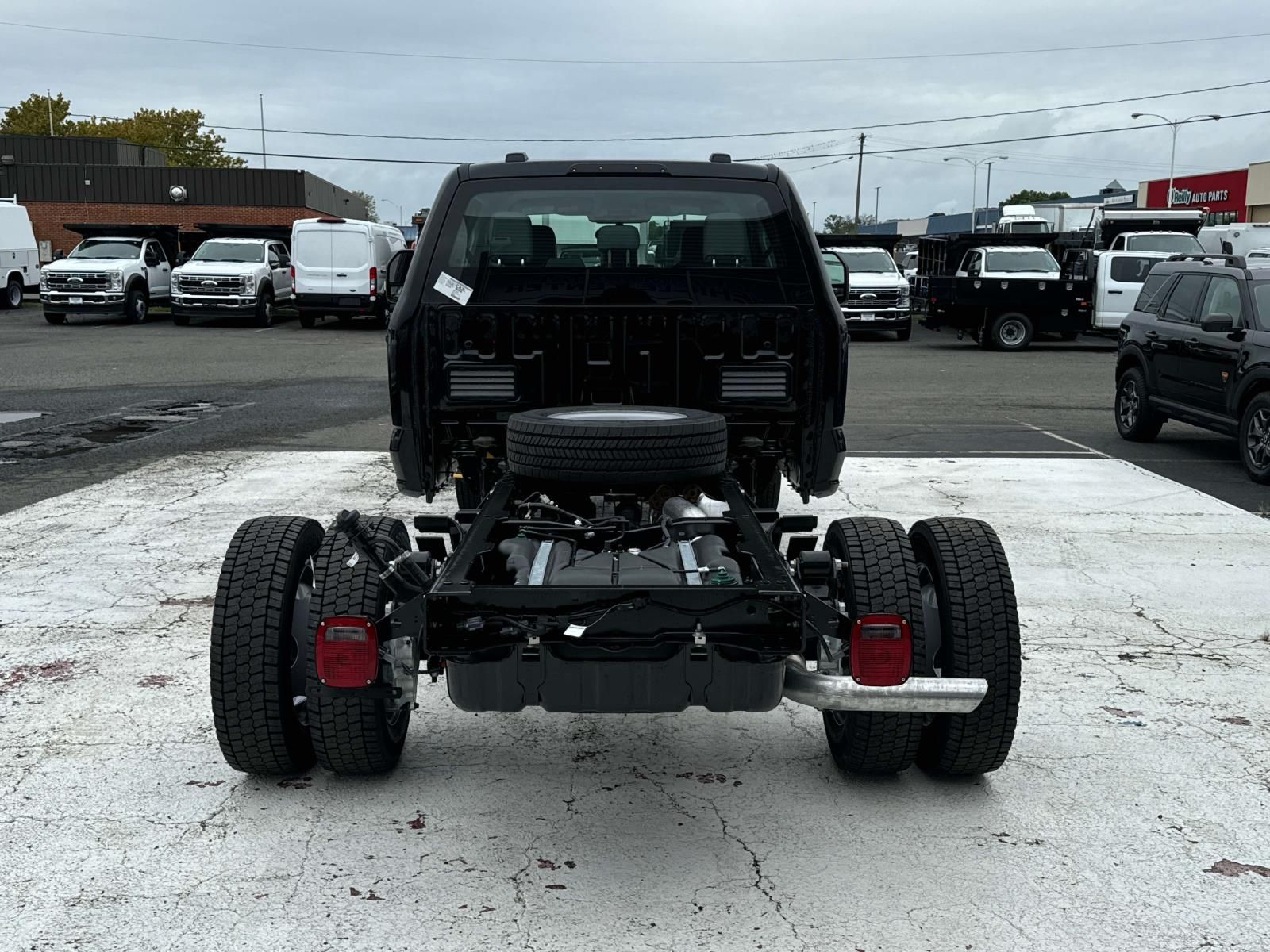 2024 Ford F-550 XL photo 3
