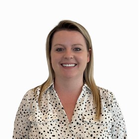 Staff member Samantha Carter from ID_ce8f18e30d45