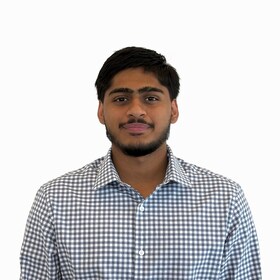 Staff member Hani Hussain from ID_09183dbbb832