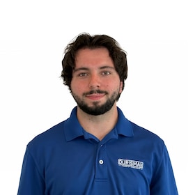 Staff member Alex Servo from ID_09183dbbb832