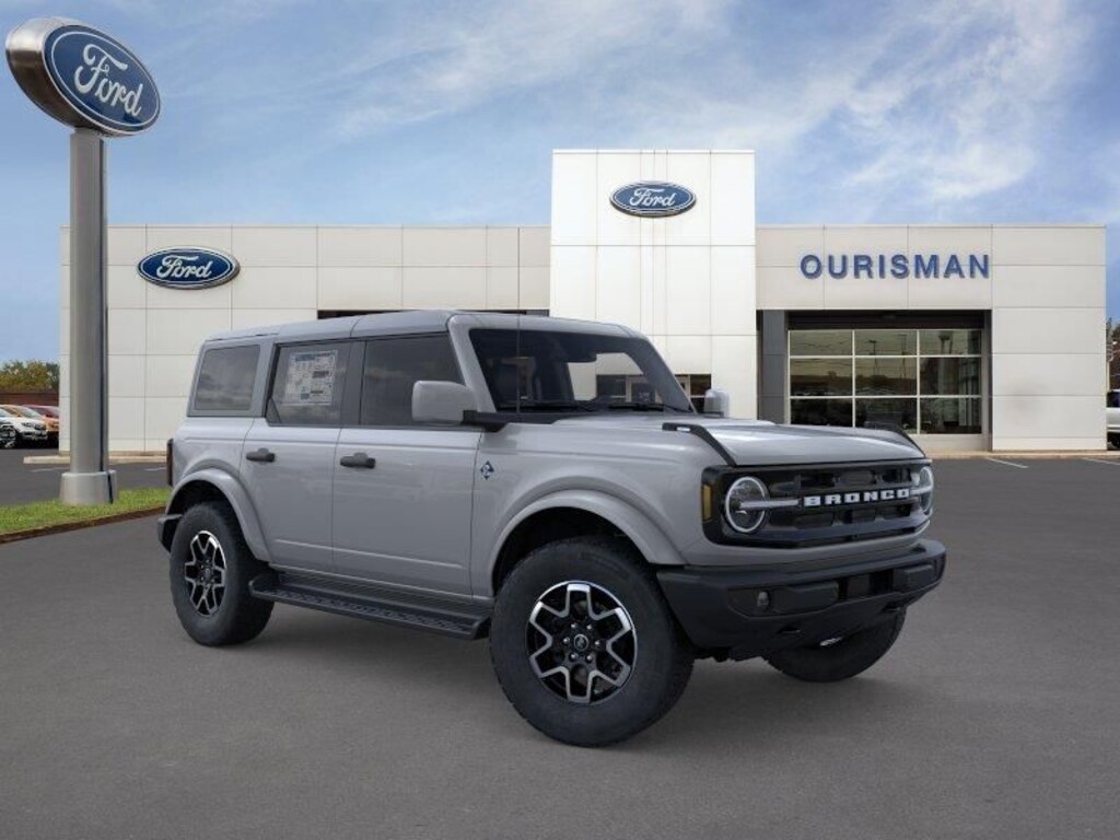 New 2026 Ford Bronco Outer Banks SUV