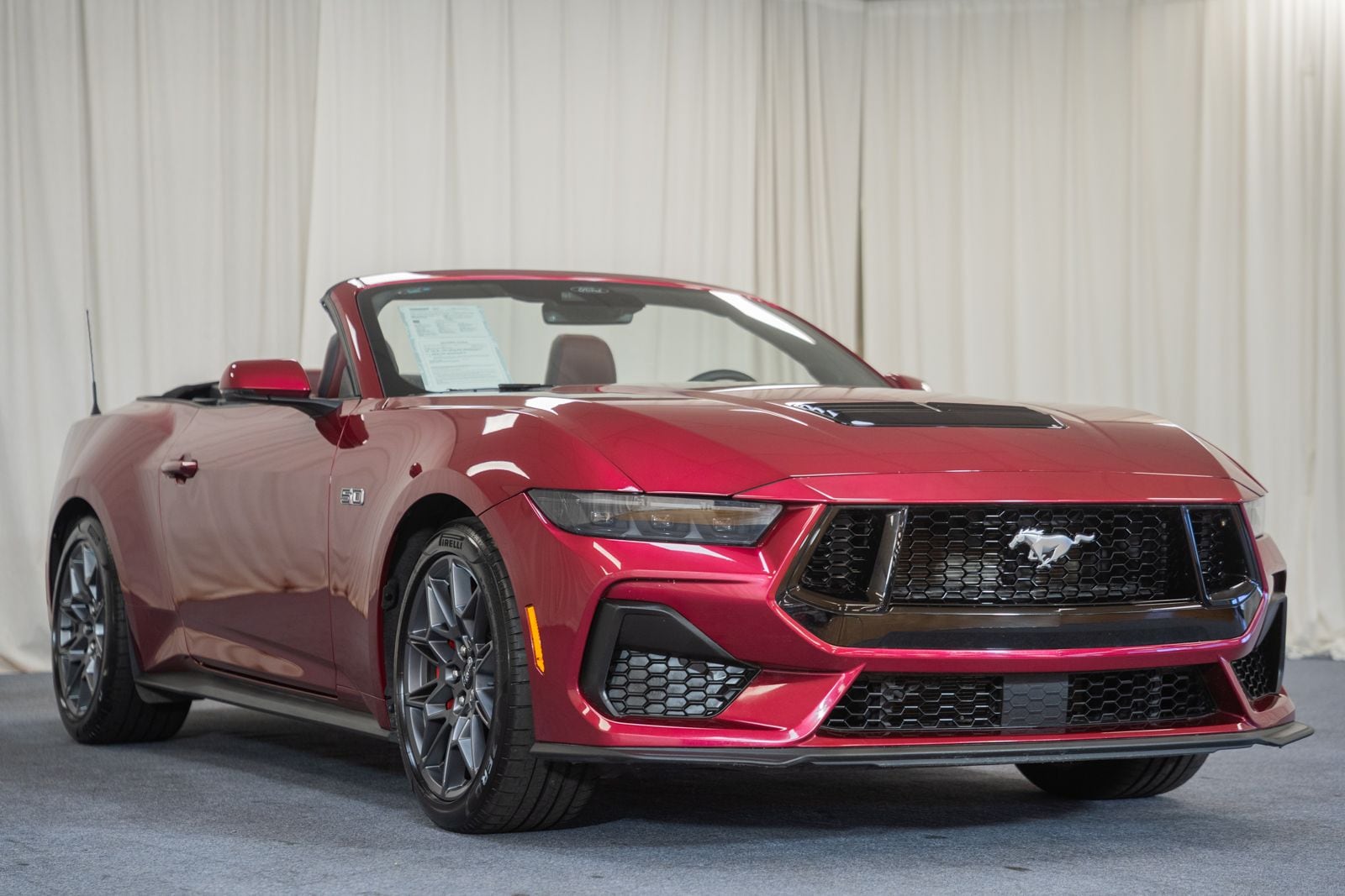 2025 Ford Mustang GT Premium Convertible's photo