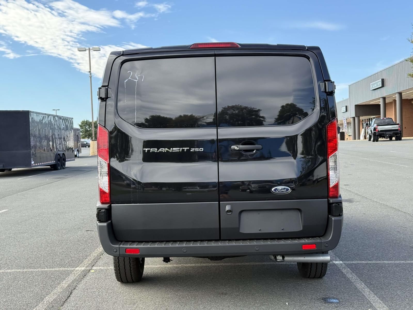 2025 Ford Transit photo 3