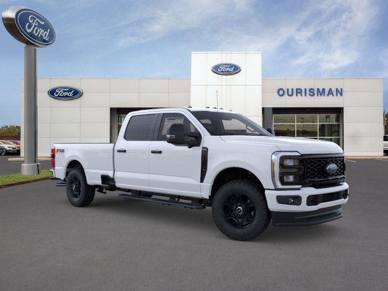 2026 Ford F-250 Super Duty XL's photo