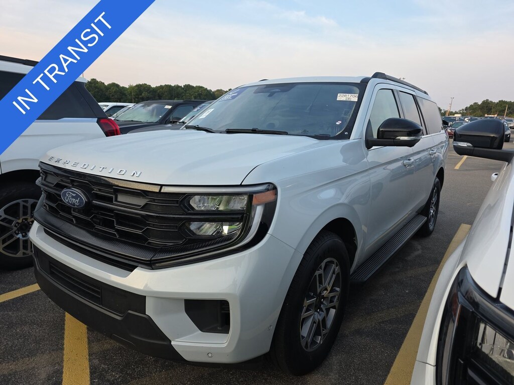 Used 2025 Ford Expedition Max Active SUV