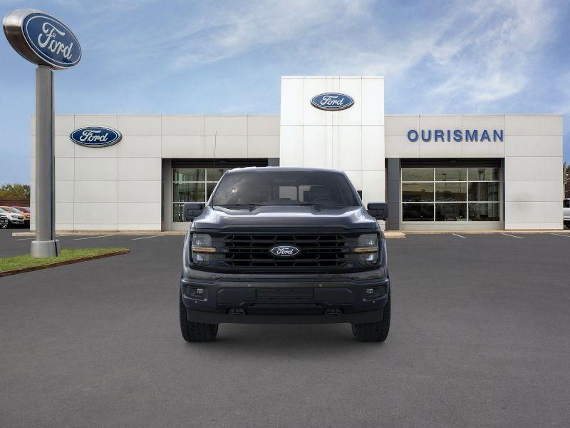 2025 Ford F-150 XLT photo 2