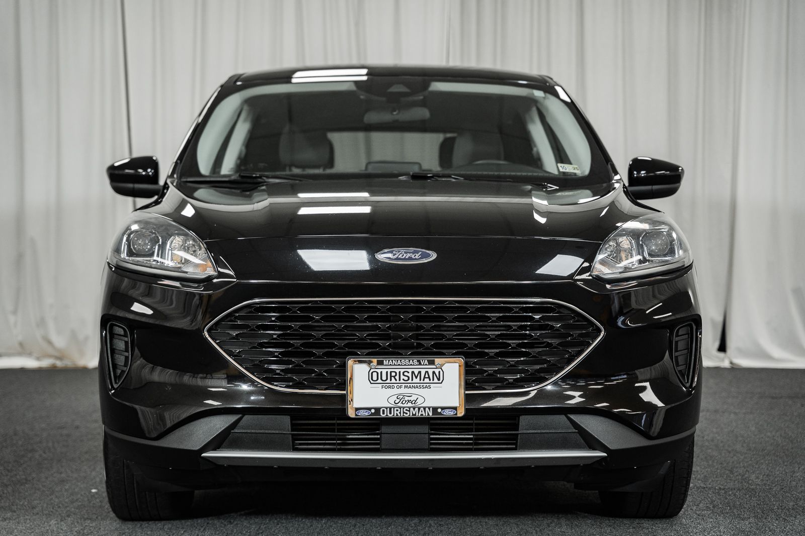 2021 Ford Escape SE photo 2