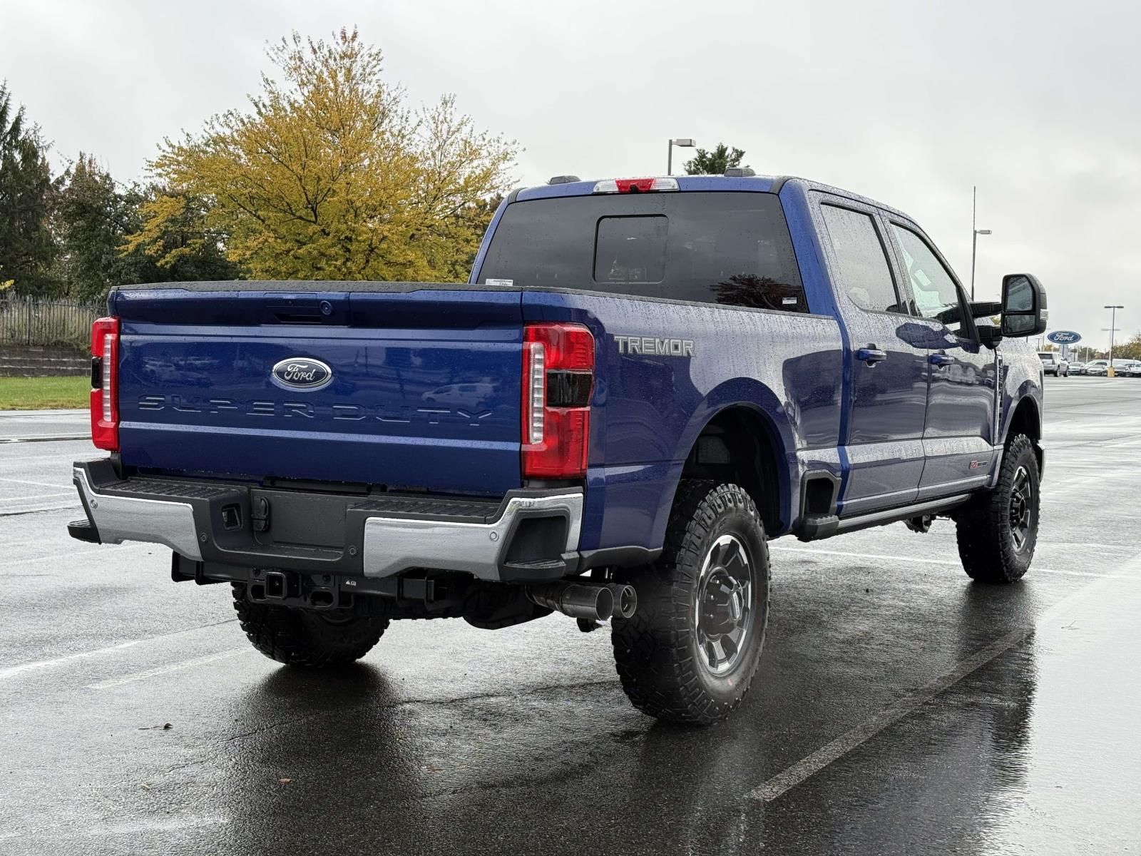 2026 Ford F-250 Lariat photo 2