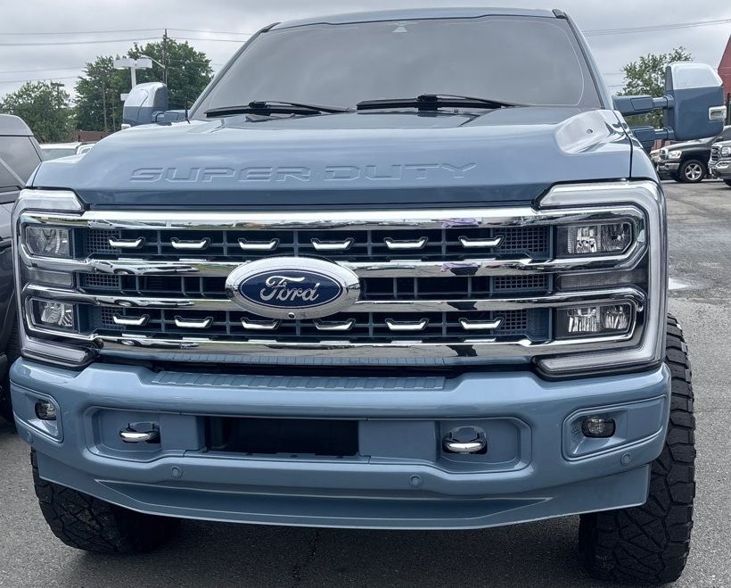 2023 Ford F-250 Lariat 4x4 Crew Cab 6-3/4' Box's photo