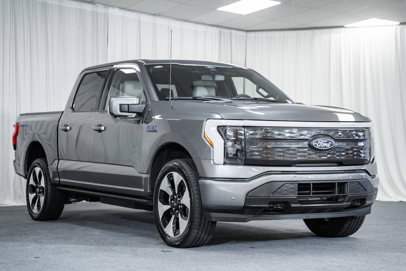 2025 Ford F-150 Lightning