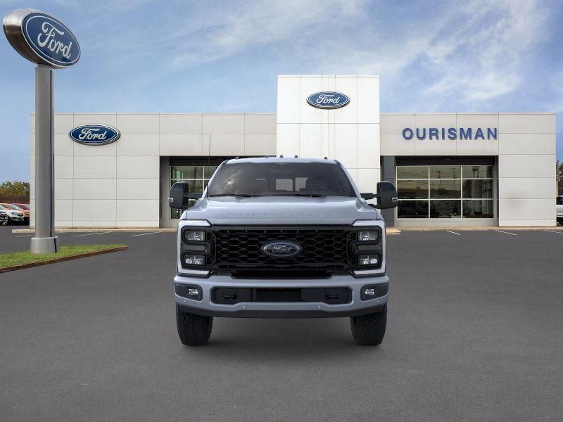 2026 Ford F-250 Lariat photo 2