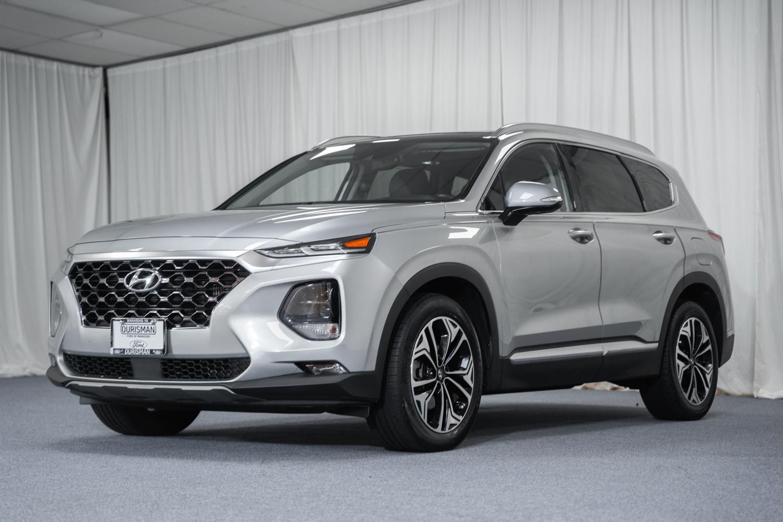 2020 Hyundai Santa Fe SEL photo 2