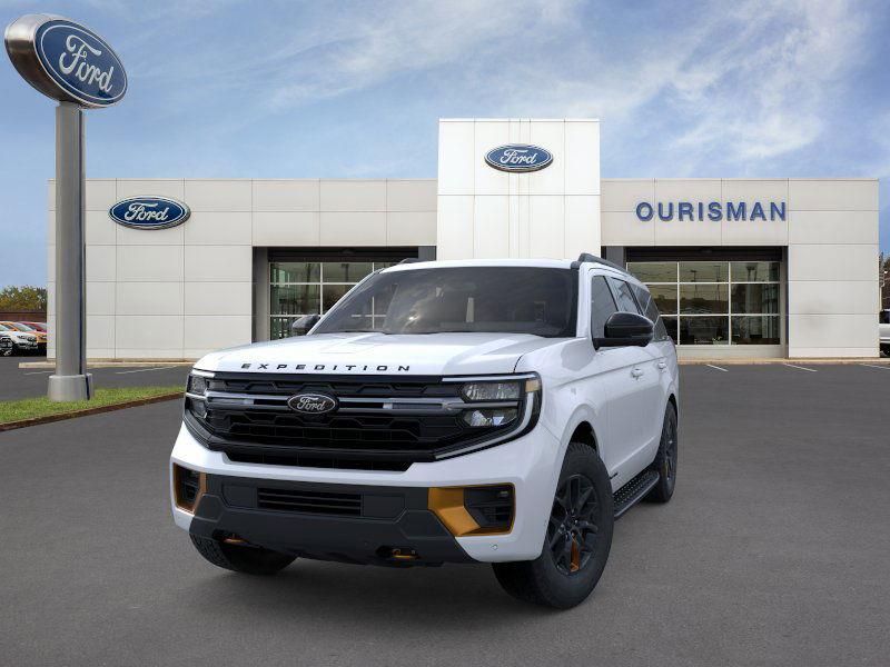 2025 Ford Expedition XLT photo 3